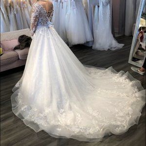 Maggie Sottero Ivory Zander Wedding Dress, Size 10